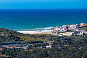 Casa de Colares - Sintra Beach Pool Surf Getaway Work and Play