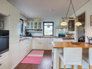 7 person holiday home in Nakskov-By Traum