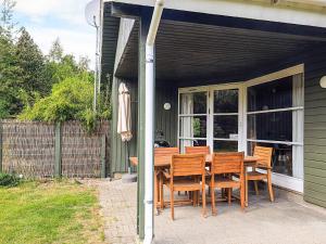 8 person holiday home in Væggerløse-By Traum