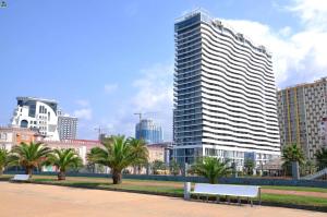 The Infinity Residence Elegant Duplex with Panoramic Sea View & Balcony
