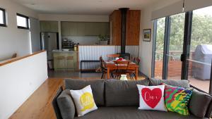 SeymourViews Apollo Bay