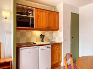 Studio paisible proche commerces - 4 pers. - FR-1-314-332