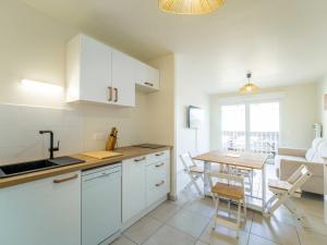 Appartement neuf proche océan - 4 pers. - FR-1-50-199