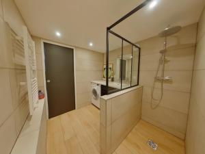 Appartement lumineux avec terrasse - 2 pers. - FR-1-834-25