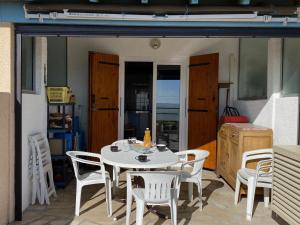 Villa T3 Mezzanine, 6 pers., Accès plage, Parking, Animaux admis - FR-1-798-39