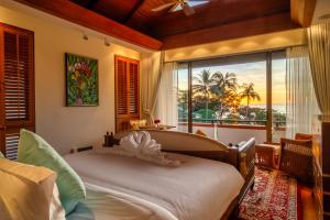 5BR Sea View Pool Villa - 3-Min Walk to Kata Beach - Villa Apsara by Warm Plus