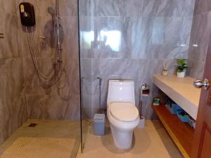 Beautiful Cozy 1 Bedroom Apartment Sea View
