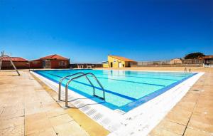 Lovely Home In Le Barcarès With Lake View
