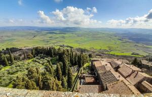 Beautiful Home In Montecatini Val Di Cec