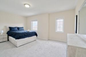 Spacious 4BR Home in Mississauga