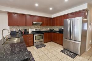 Spacious 4BR Home in Mississauga