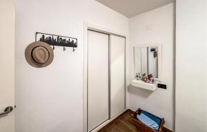 Pet Friendly Apartment In Torrevieja With Wifi