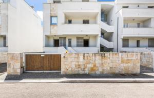 2 Bedroom Gorgeous Apartment In Porto Cesareo
