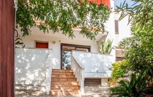 3 Bedroom Amazing Home In Porto Cesareo