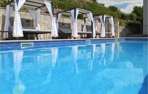 Stunning Home In Trilj