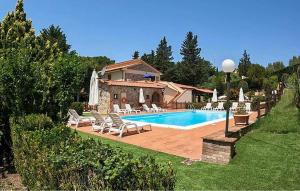 Lovely Apartment In Montecatini Val Di Cecina