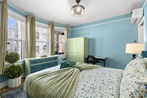 Urban Oasis • 3BR Duplex w Patio• Easy NYC Access