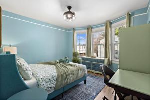 Urban Oasis • 3BR Duplex w Patio• Easy NYC Access