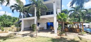Casa Feliz Ocean Resort