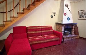 Awesome Apartment In Montecastelli Pisano