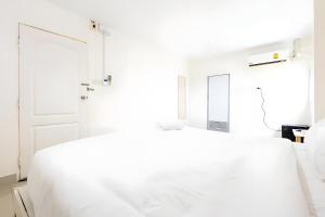 XX Roy Inn Sukhumvit BTS Nana 3 - สุขุมวิท BTS นานา ซอย 3
