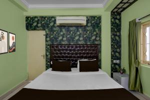 Collection O Irrum Manzil Metro Station Formerly Green Banjara Stay