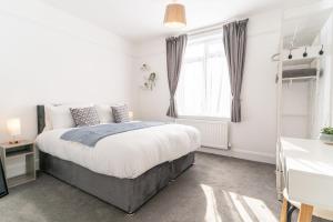 Roman Retreats, Sleephistory lives