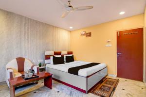 Super Collection O Rajarhat Formerly Redstone