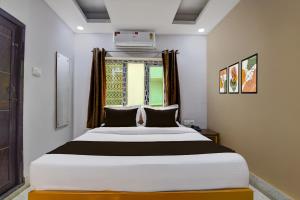 Collection O Kolkata International Airport