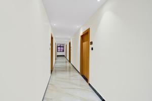 Super Townhouse Oak Miyapur Road Bachupally