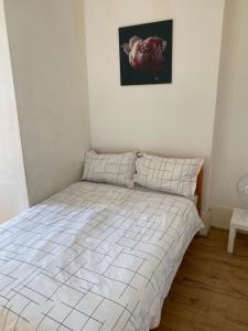W13 X Weekly X Monthly deals X London DM