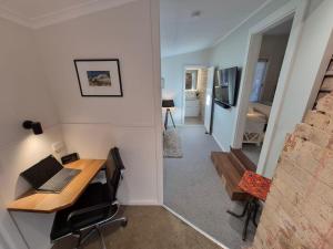 Finchy Cottage