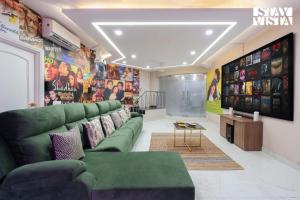 StayVista at The Sweet Sunsation - Gurgaon With Pool, BBQ