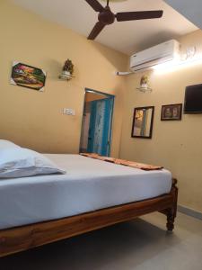 Sri Thirumalaivasa guest House