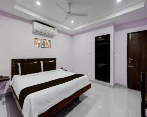 Townhouse Kozhencherry Formerly The Beige Hotel