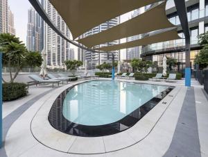 Premium Private Room in Burj Vista Service Apartment