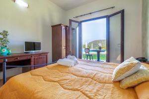 Resort Con Piscina- La Fattoria