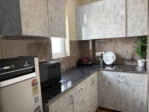 The Green House By Cozy Stays