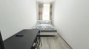 15 Min to Vienna Center - Affordable & Simple 5BR Apt with WIFI