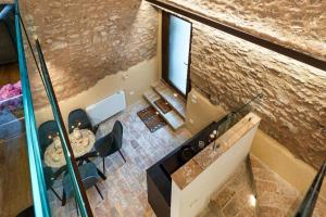 GuestHost - Suite on the RIVER Apartment