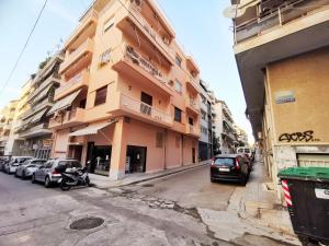 Cozy & Modern Flat for 5 in Athens