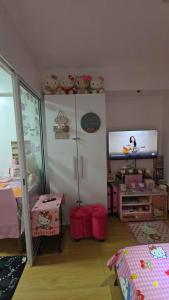 Hello kitty theme at azure