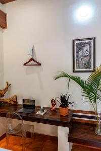 Alaya Stays Twisted Tree Suite 1-Room With Sit Out & Shared Pool