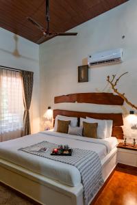 Alaya Stays Twisted Tree Suite 1-Room With Sit Out & Shared Pool