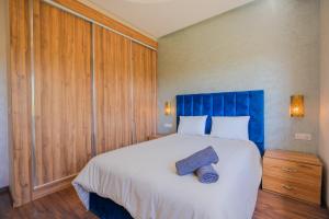 Villa moderne à 5 min de la plage avec jardin et 3 salons