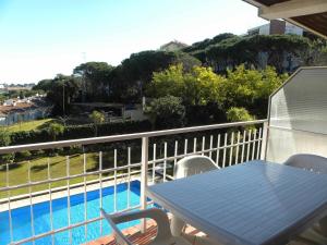 Caleta Sol 303 Apartamento con piscina comunitaria