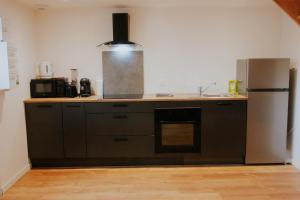 La Roseraie - Comfortable 4 bedroom apartment for 6