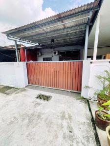 Batu Pahat Homestay 3 min to Aeon Big 3BR