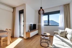 MK Studio With Terrace