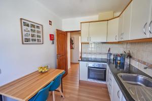 Charming Carvoeiro Apartment